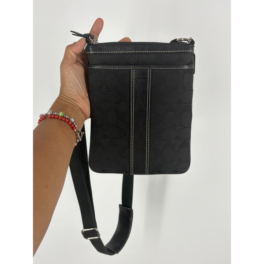 Coach Women's Signature Stripe 'Black/Black' Small Swingpack Crossbody Bag Logo